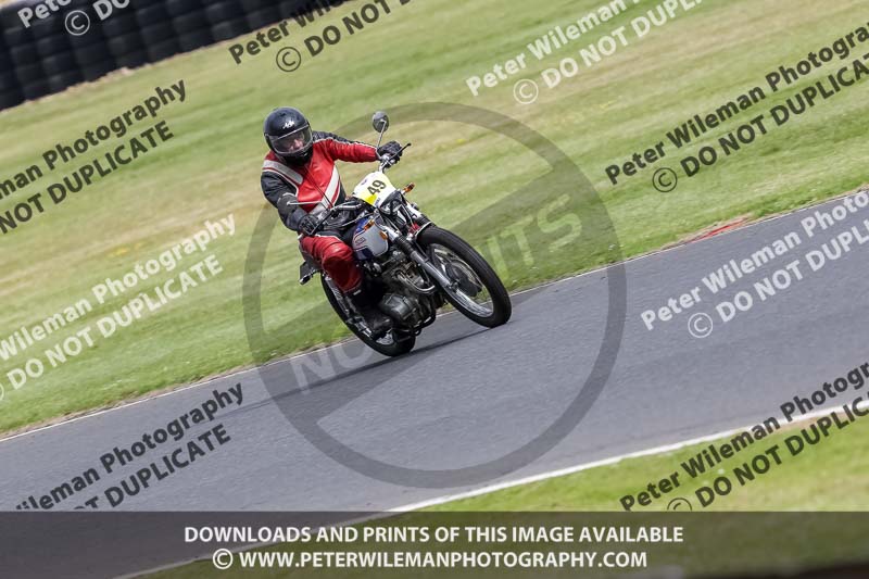 Vintage motorcycle club;eventdigitalimages;mallory park;mallory park trackday photographs;no limits trackdays;peter wileman photography;trackday digital images;trackday photos;vmcc festival 1000 bikes photographs